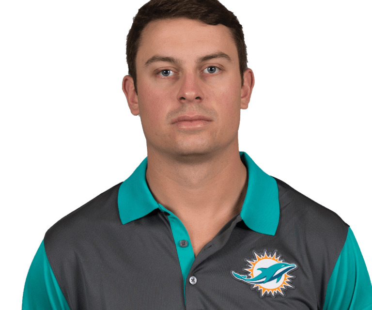 Miami Dolphins Promote Josh Grizzard to WR Coach