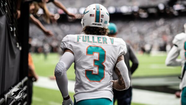 Will Fuller Probably The Most Disastrous Dolphins Free Agent Signing Ever