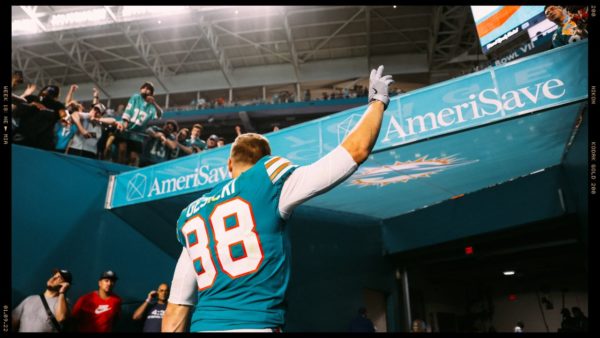 Will The Dolphins Keep Mike Gesicki Or Let Him Walk?
