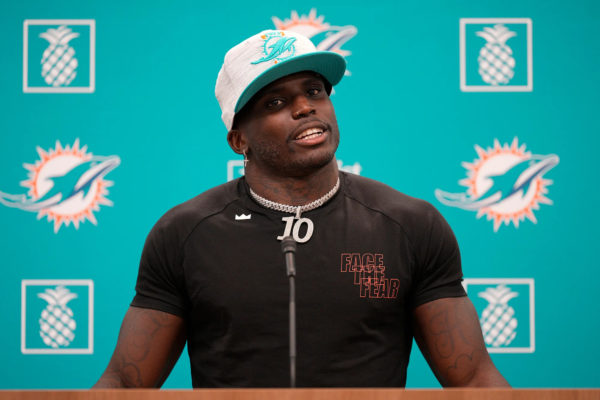 Tyreek Hill insists Mike McDaniel’s Energy in Miami is Contagious