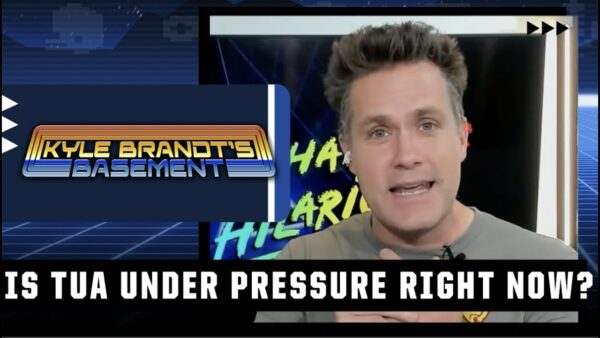 Kyle Brandt Loves the Pressure Tua is under on SNF