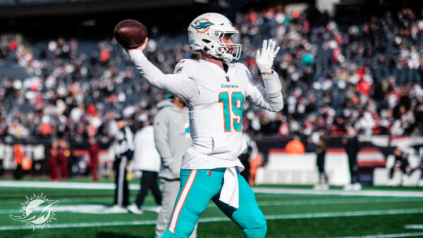 Dolphins Need To Let Skylar Thompson Loose