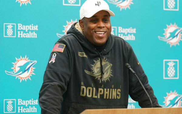 Pending Dolphins Free Agents- Keep Or Allow To Leave?