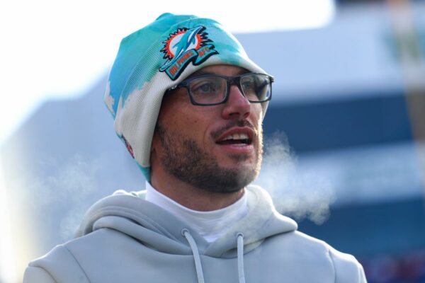 Mike McDaniel Sets The Expectations For Dolphins
