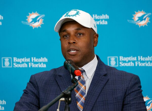 Dolphins Should Look To Trade Down Not Up
