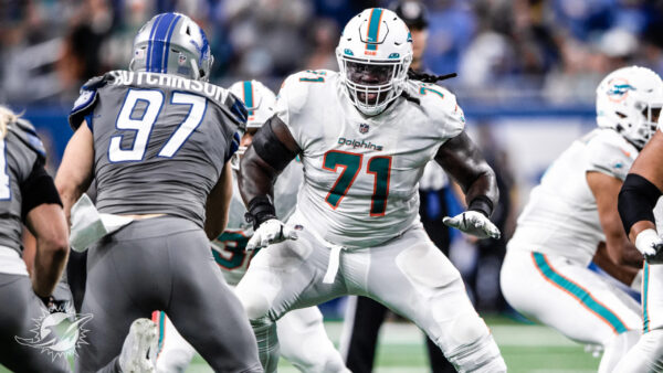 Former Dolphins OT Brandon Shell Signs with Bills; Miami Apparently All Done at RT