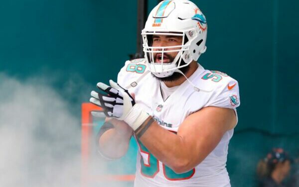 Connor Williams Will Report to Training Camp; Won’t Hold Out
