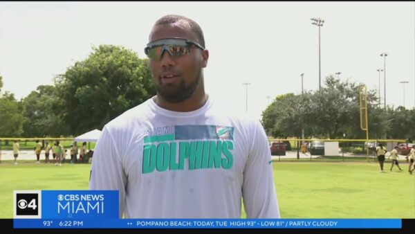 CBS: Miami Dolphins Partner with YMCA to give Kids Unforgettable Summer
