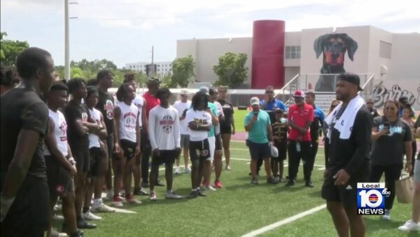 WPLG: Tua Tagovailoa Surprises Miami Edison Football Team with Visit & New Equipment