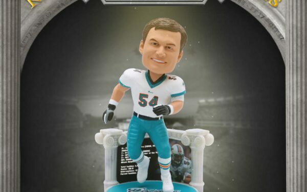 Zach Thomas Miami Dolphins Career Stats Bobblehead Released by FOCO