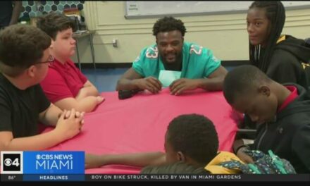 Miami Dolphins Spread Message of Acceptance, inclusivity During Visit to Local School