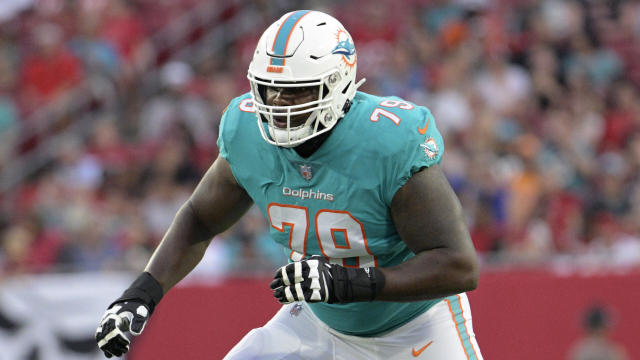 Former Dolphins Duo Scores Second Chances in XFL Signings