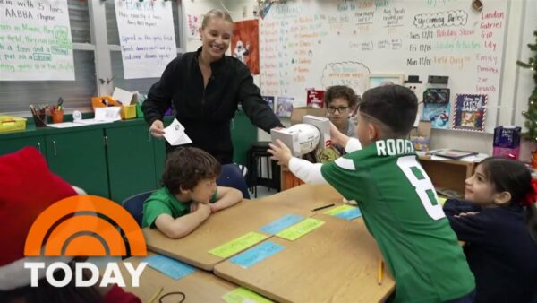 TODAY SHOW: Third Grade Teacher Uses Football Themed-Lesson Plans