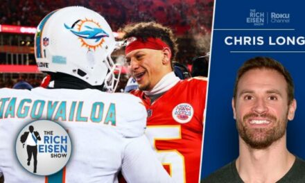 Chris Long: Dolphins Looked Unprepared in WC Loss to the Chiefs