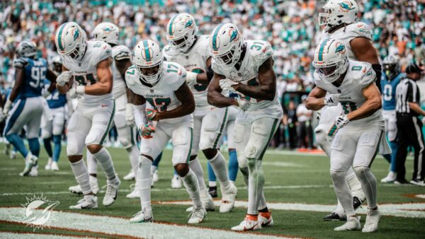 Dolphins Ranked #1 on Team Report Cards Voted on by Players