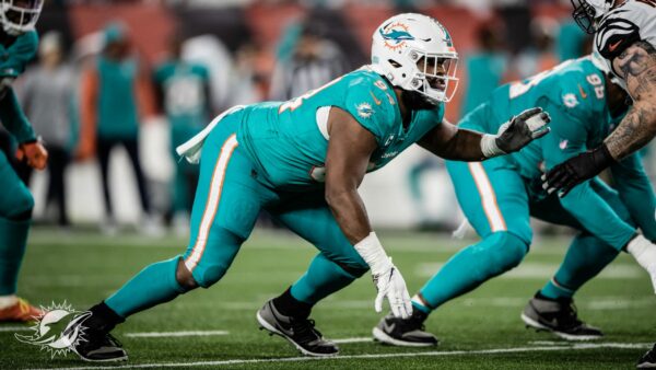 REPORT: Dolphins Offered Wilkins Top 10 DT Money Last Summer; Over $40 Mill Guaranteed