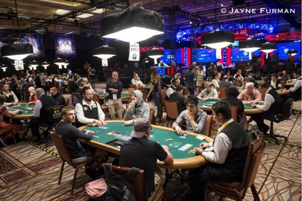 Poker Tournament Play: A Guide to Surviving and Thriving