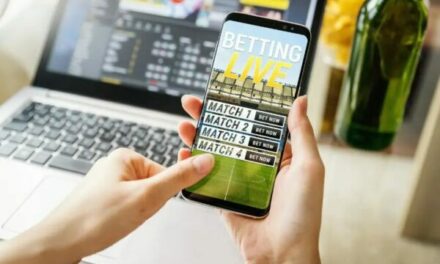 What is the Difference Between a Mobile Betting App and a Mobile Website?