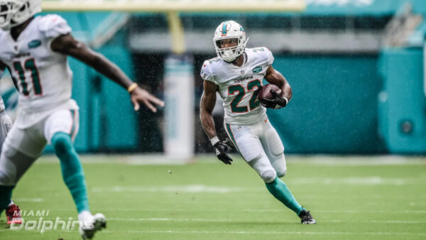 The Miami Dolphins Offense is holding them back and a big reason is because the lack of a running game