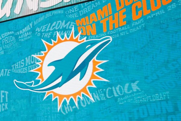 Miami Dolphins Draft Strategy with 4 Picks in the Top 50