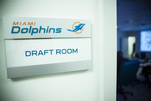 Dolphins 7 Round Mock Draft