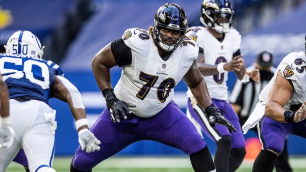 BREAKING NEWS: Miami Dolphins Signs Free Agent DJ Fluker