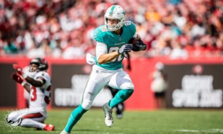 DolphinsTalk Podcast: Will the Dolphins Be Buyers or Sellers at the NFL Trade Deadline