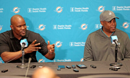 DolphinsTalk Podcast: Should Miami Draft Heisman Winner DeVonta Smith?