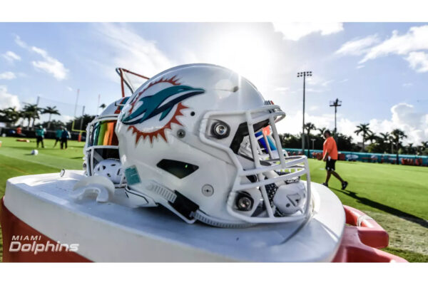 Miami Dolphins Bring in 4 CB’s for Tryouts