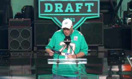 DolphinsTalk Podcast: Ian Talks about Announcing the Dolphins Pick & More Dolphins Draft Thoughts