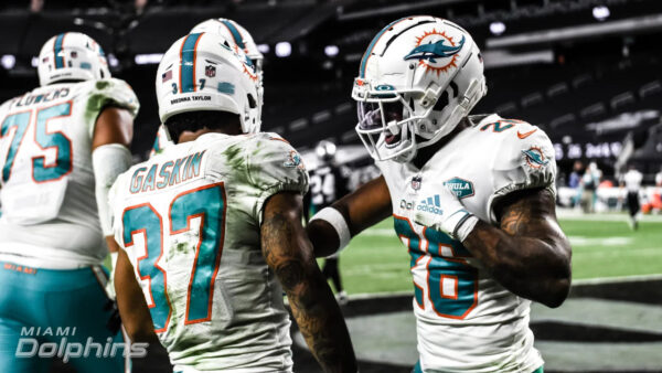 DolphinsTalk Podcast: Dolphins vs Bills Preview with Playoffs On the Line