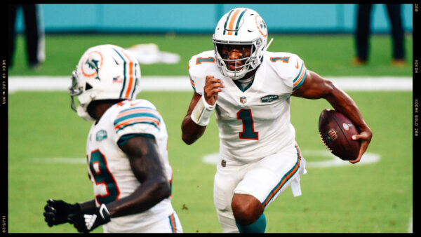 Miami Dolphins defeat the LA Chargers 29-21