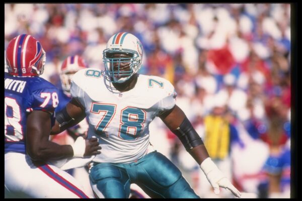 This Day in Dolphins History: April 22, 1990 – Dolphins Select Richmond Webb in 1st Round