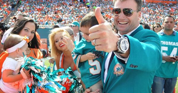 Meet Zach Thomas – The Finalist for Pro Football Hall of Fame Class of 2021